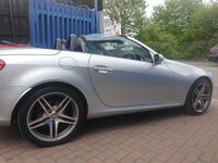 MERCEDES-BENZ SLK