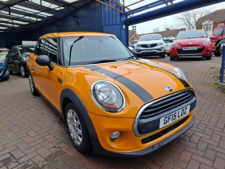 MINI HATCH
