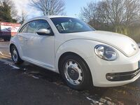 VOLKSWAGEN BEETLE