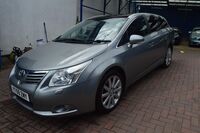 TOYOTA AVENSIS